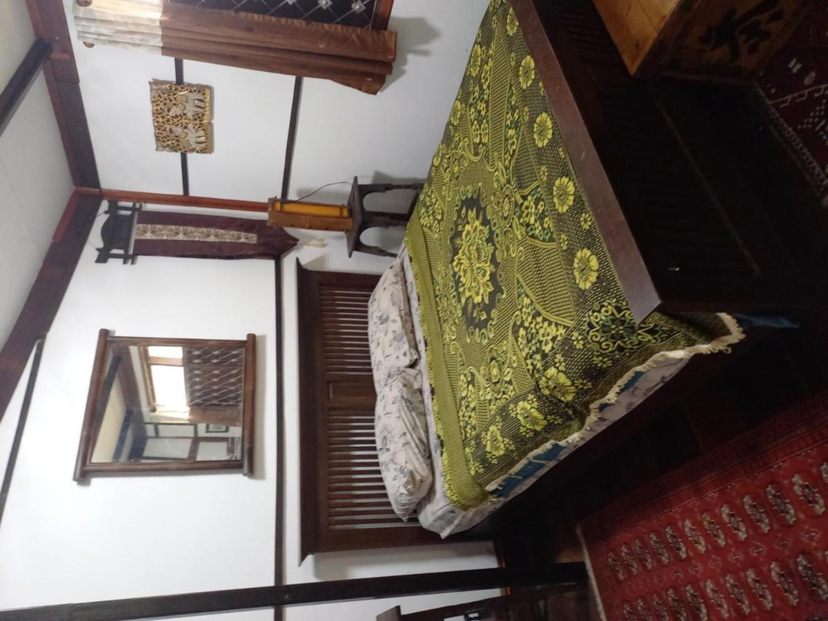ホテル Teak House チエンマイ エクステリア 写真