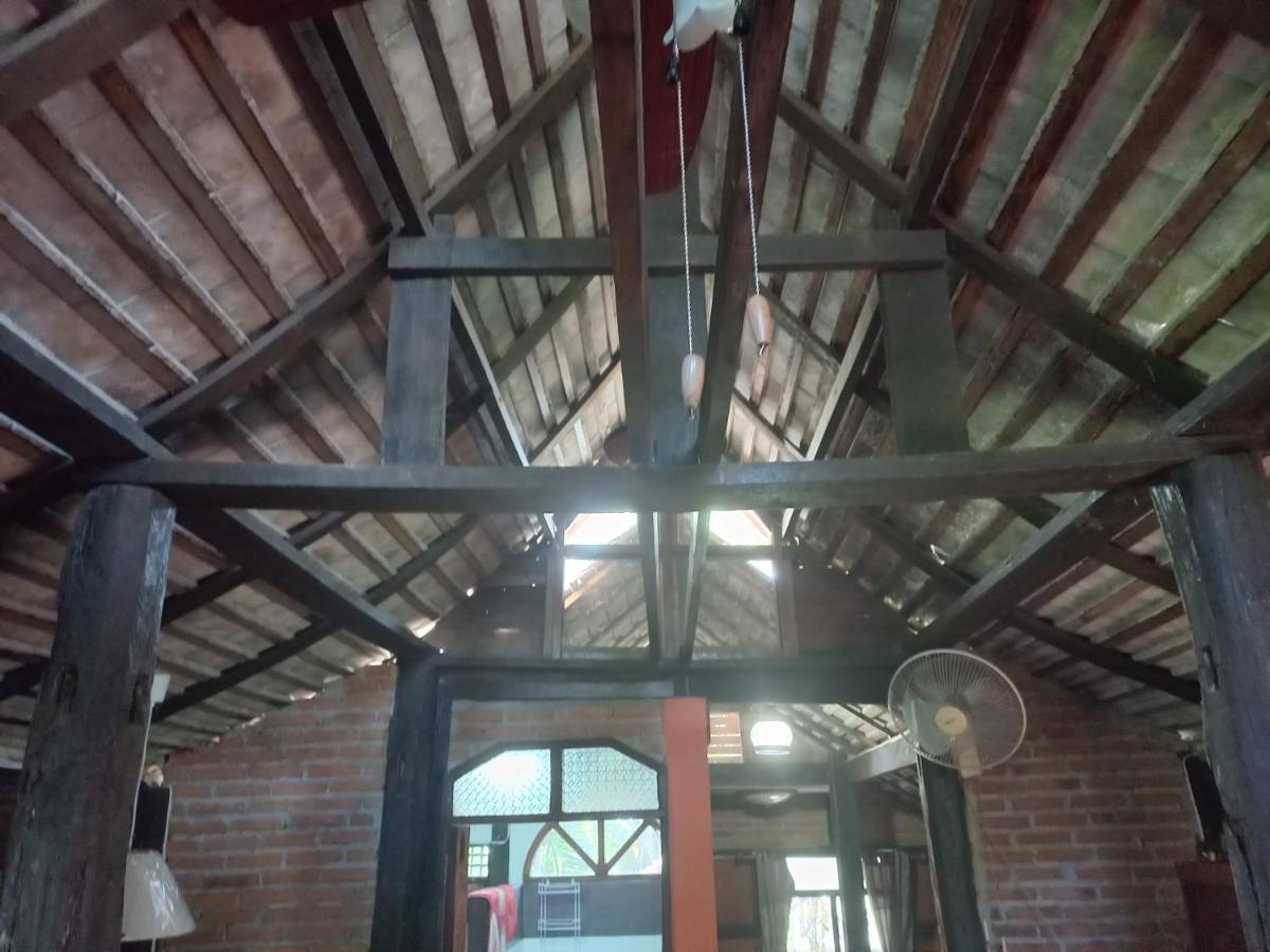 ホテル Teak House チエンマイ エクステリア 写真